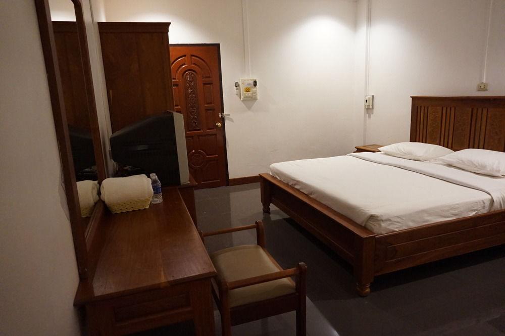 Alisa Guesthouse Pakxé Zewnętrze zdjęcie