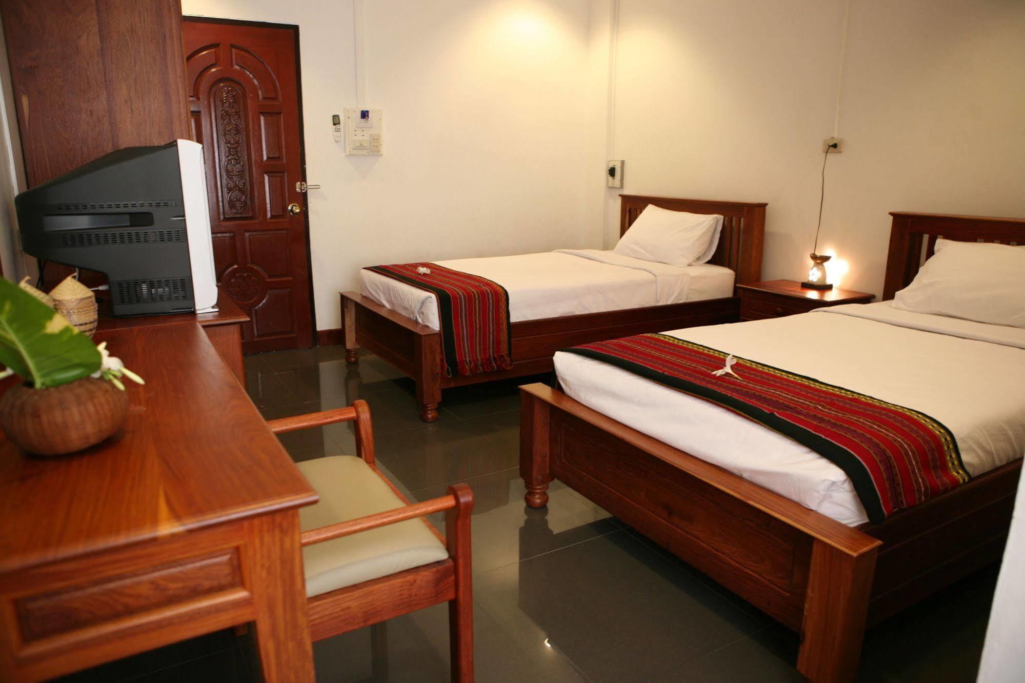 Alisa Guesthouse Pakxé Zewnętrze zdjęcie