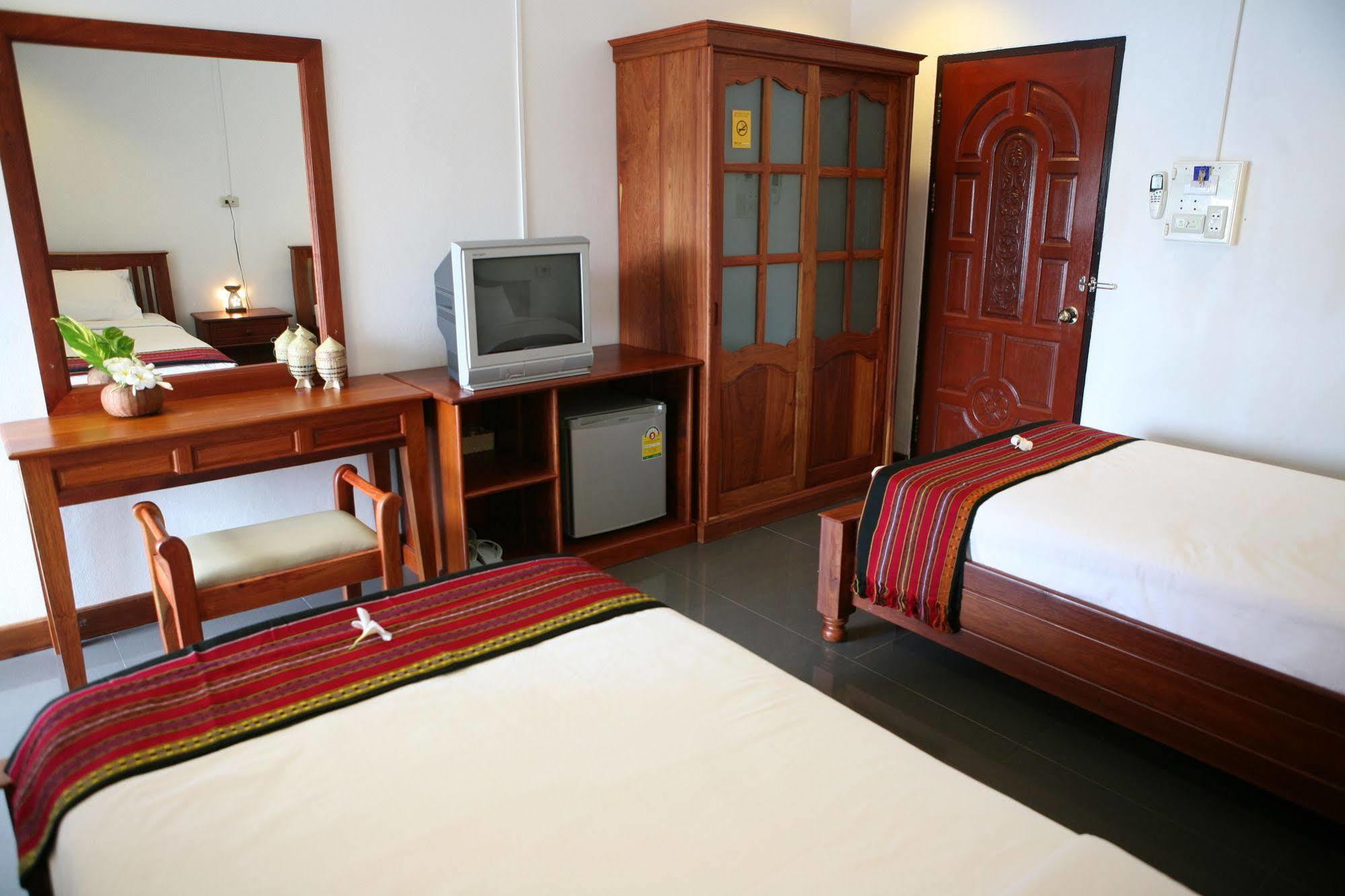 Alisa Guesthouse Pakxé Zewnętrze zdjęcie