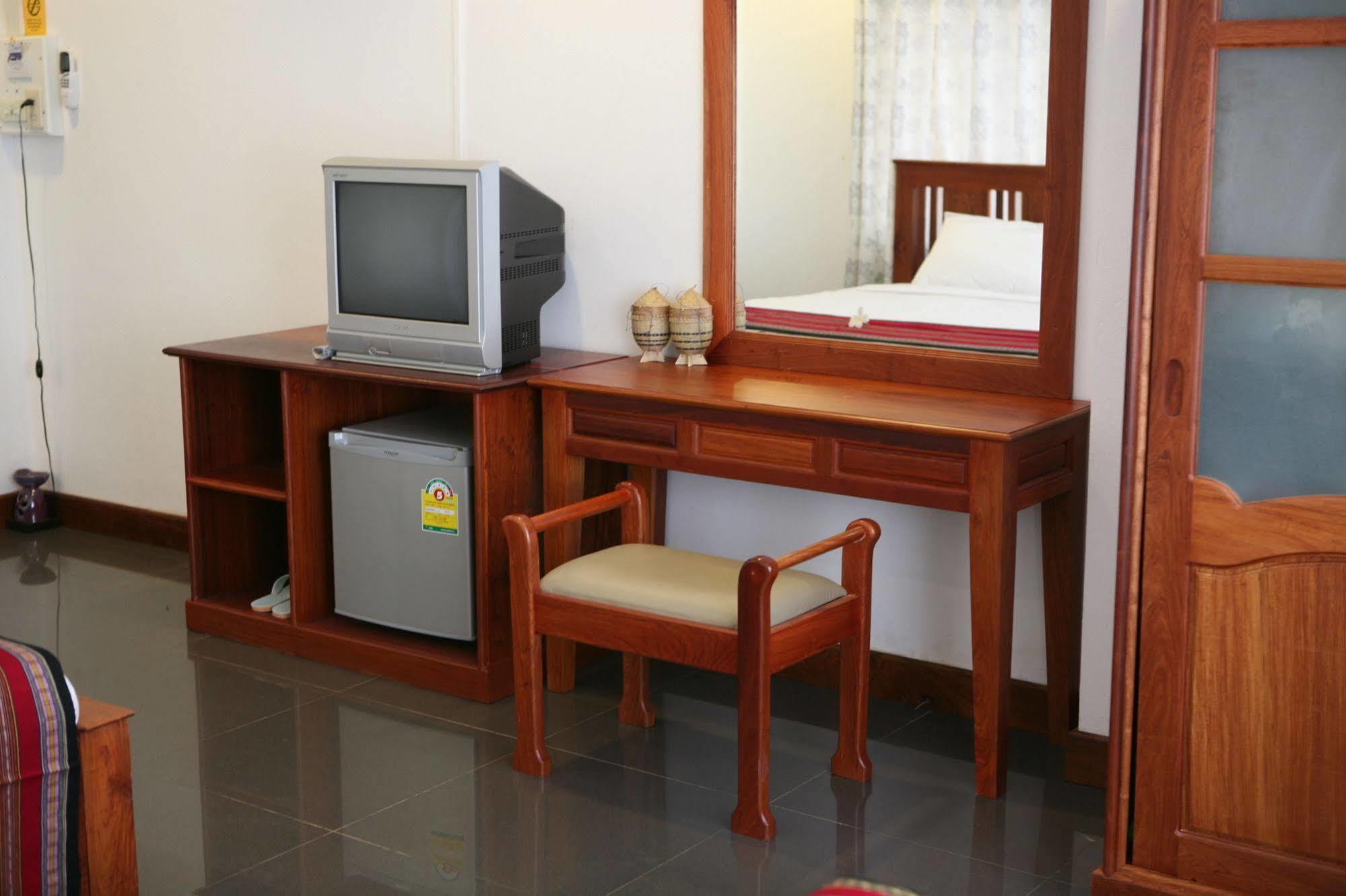 Alisa Guesthouse Pakxé Zewnętrze zdjęcie