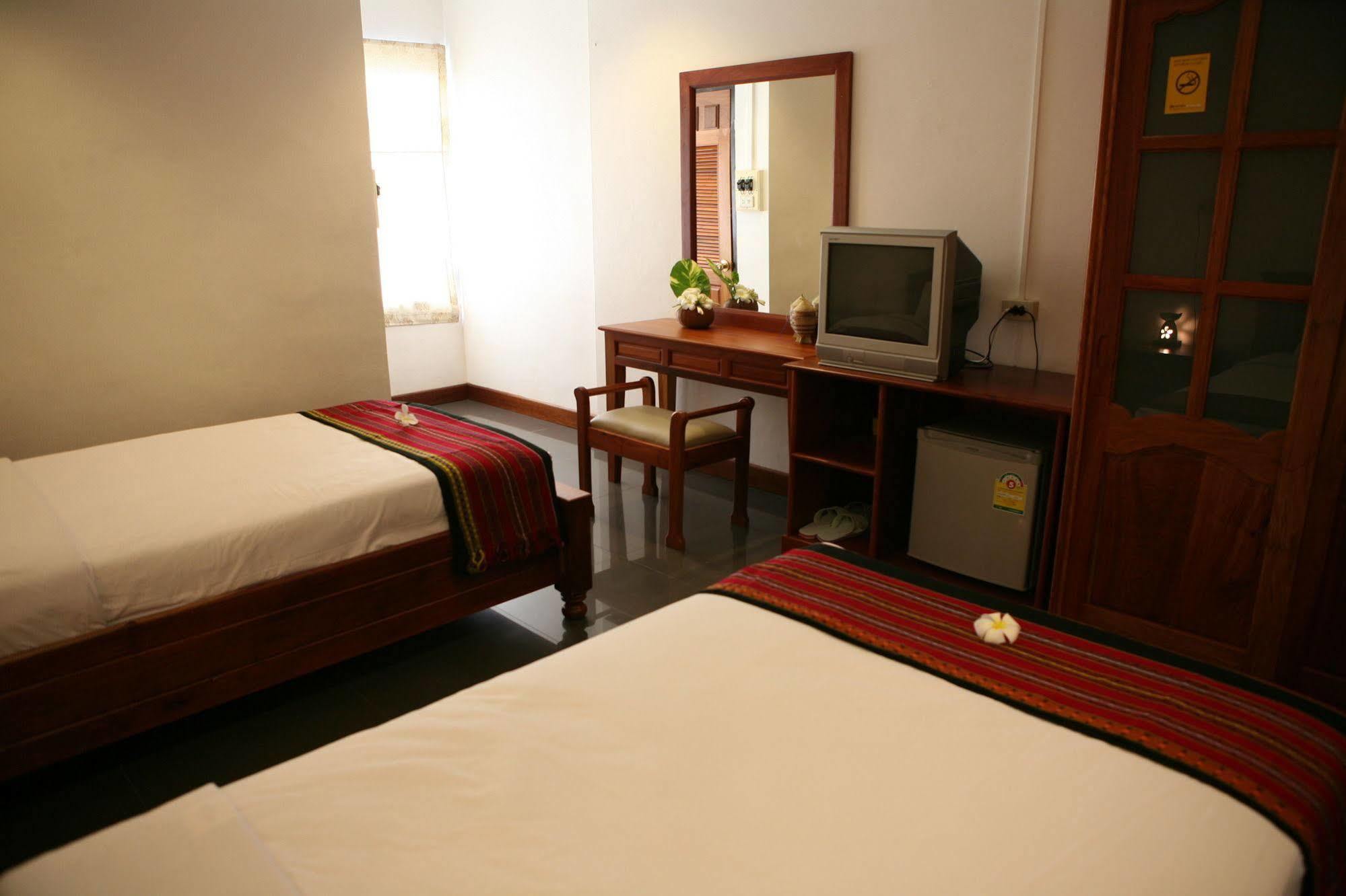 Alisa Guesthouse Pakxé Zewnętrze zdjęcie
